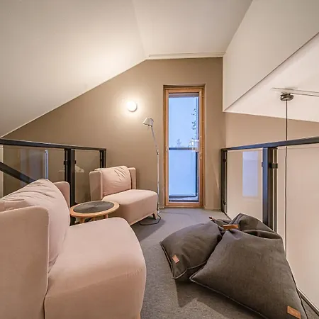 Edge B10 By Aavalevi Apartamento Levi