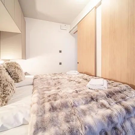 Edge B10 By Aavalevi Apartamento *